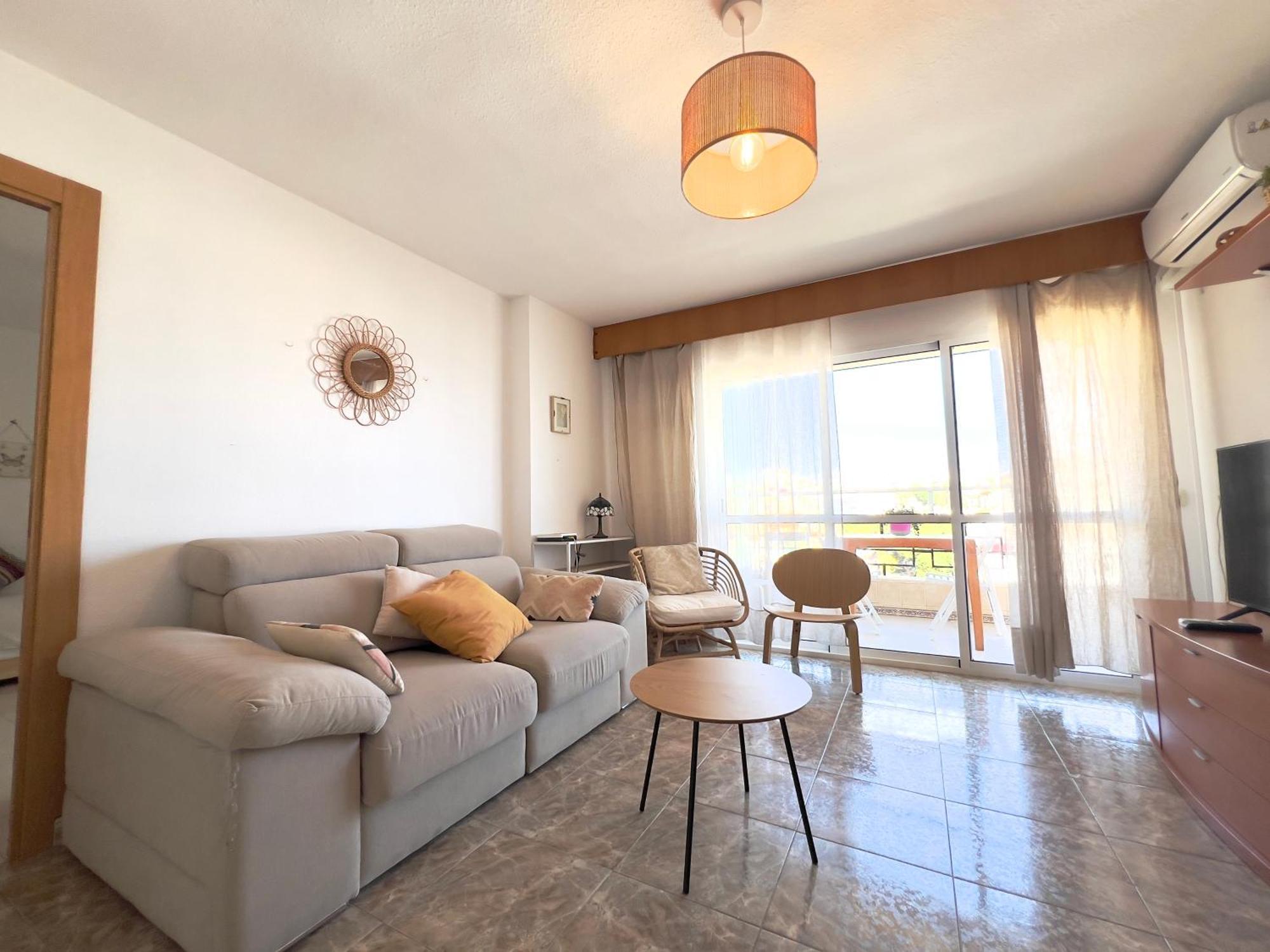 شقة En Carihuela Con Vistas Y Plaza De Garaje, Nucleo Cristal توريمولينوس المظهر الخارجي الصورة